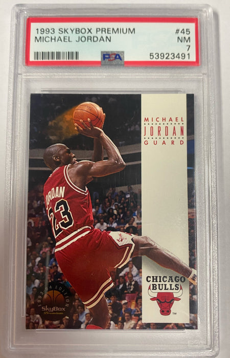 1993 SKYBOX PREMIUM MICHAEL JORDAN #45 PSA 7